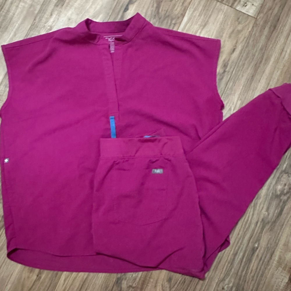 Women’s Figs Scrub Set